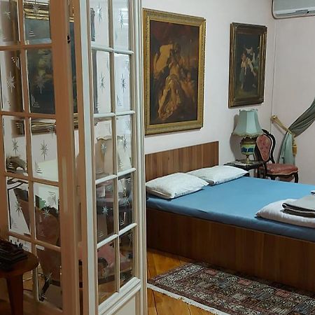 Michael'S Classy Apartment เบลเกรด ภายนอก รูปภาพ